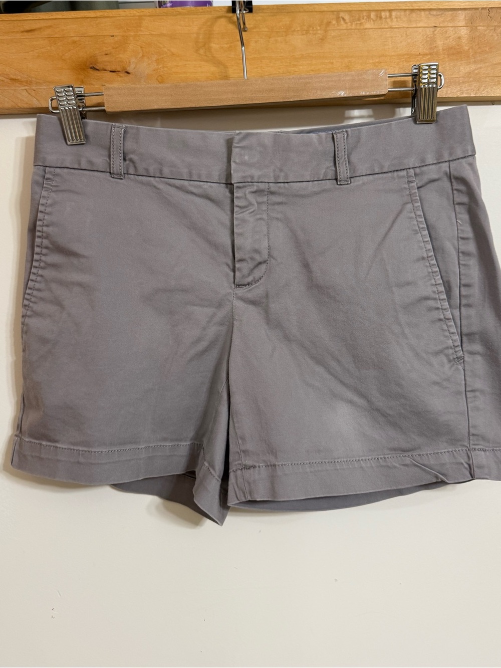 Banana Republic Women's Light Gray Chino Shorts
